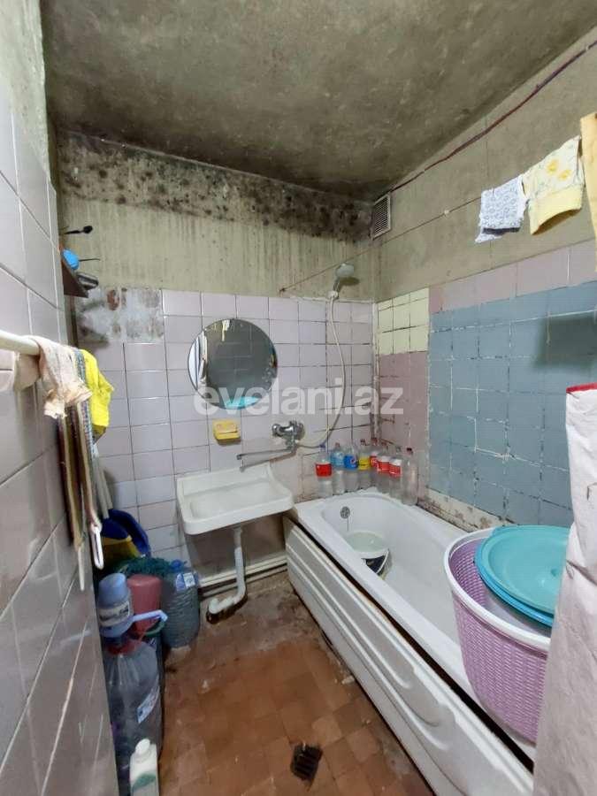 Sale, old building, 3 room, 85 m², Baku, Nizami r, Khalglar Doslugu m.