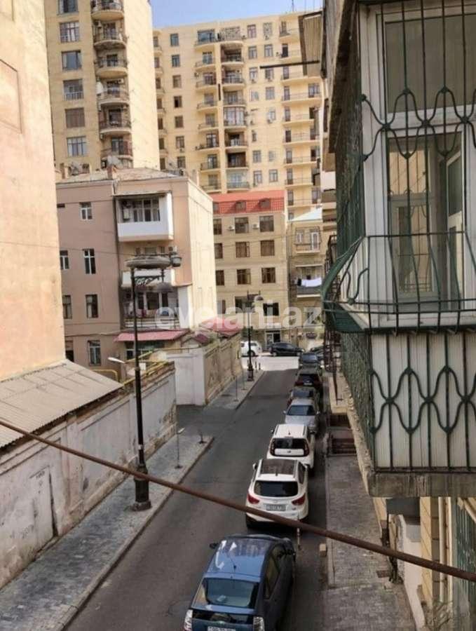 Kirayə verilir, köhnə tikili, 2 otaqlı, 71 m², Bakı, Səbail r, İçəri Şəhər m.