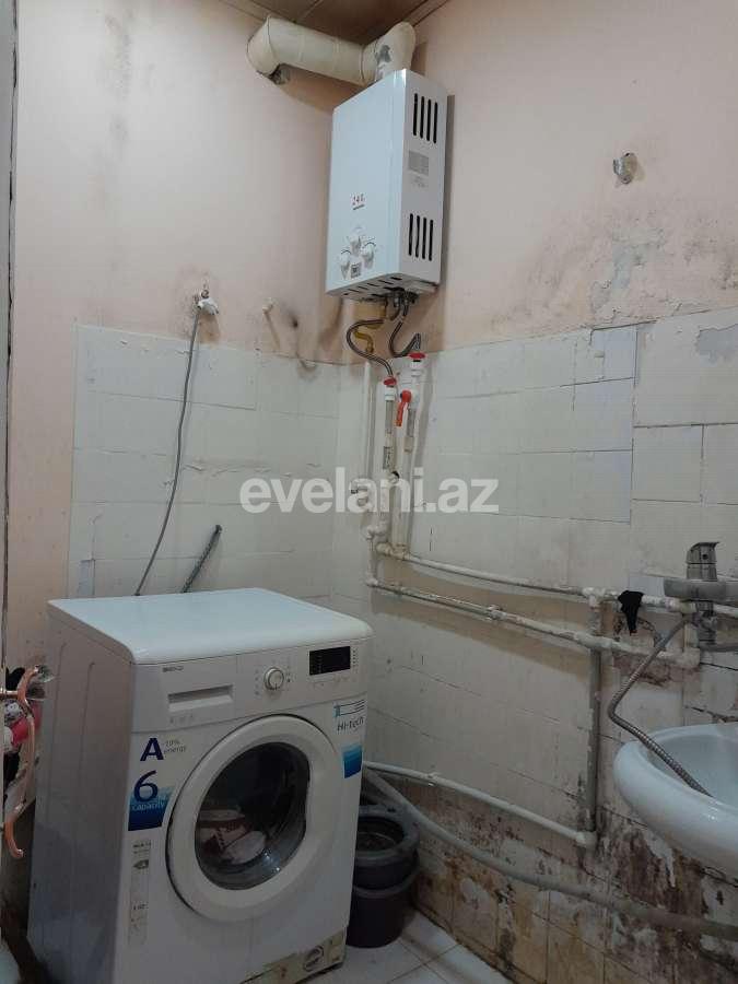Satılır, köhnə tikili, 2 otaqlı, 35 m², Bakı, Nəsimi r, 4-cü mikrorayon q, 28 may m.