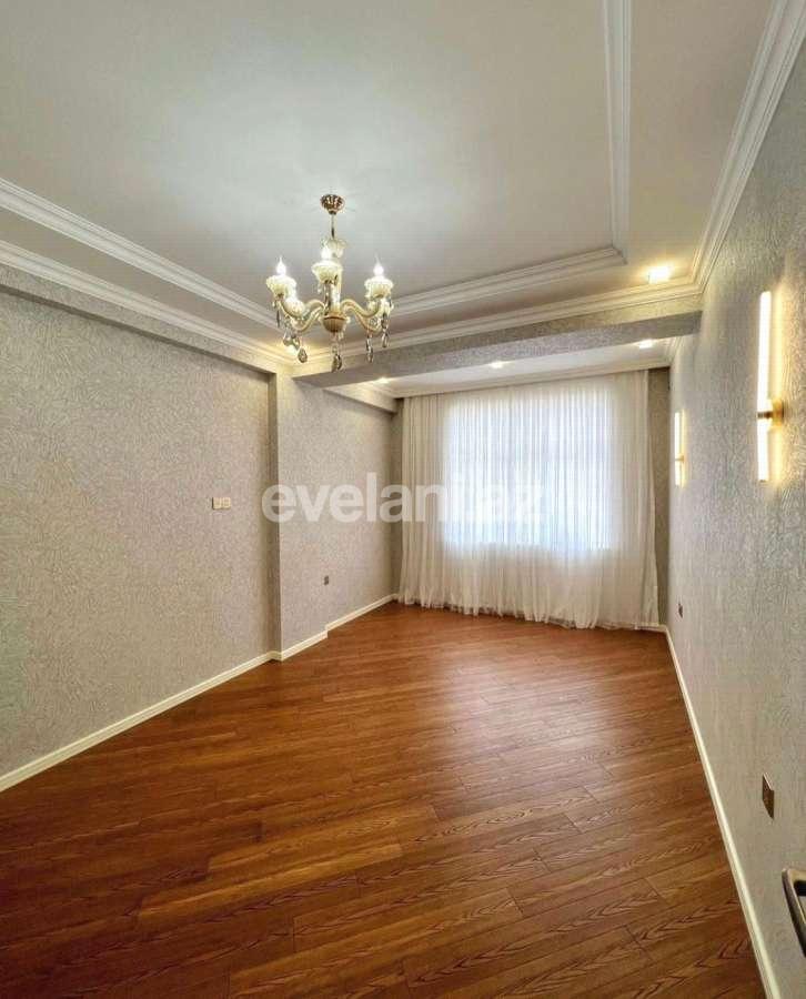 Satılır, yeni tikili, 3 otaqlı, 135 m², Bakı, Binəqədi r, 8-ci mikrorayon q, Azadlıq prospekti m.