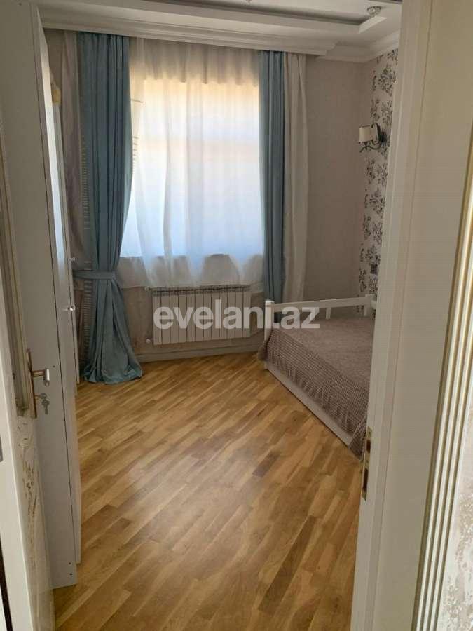 Kirayə verilir, həyət evi / bağ, 4 otaqlı, 200 m², Bakı, Binəqədi r, 6-cı mikrorayon q.