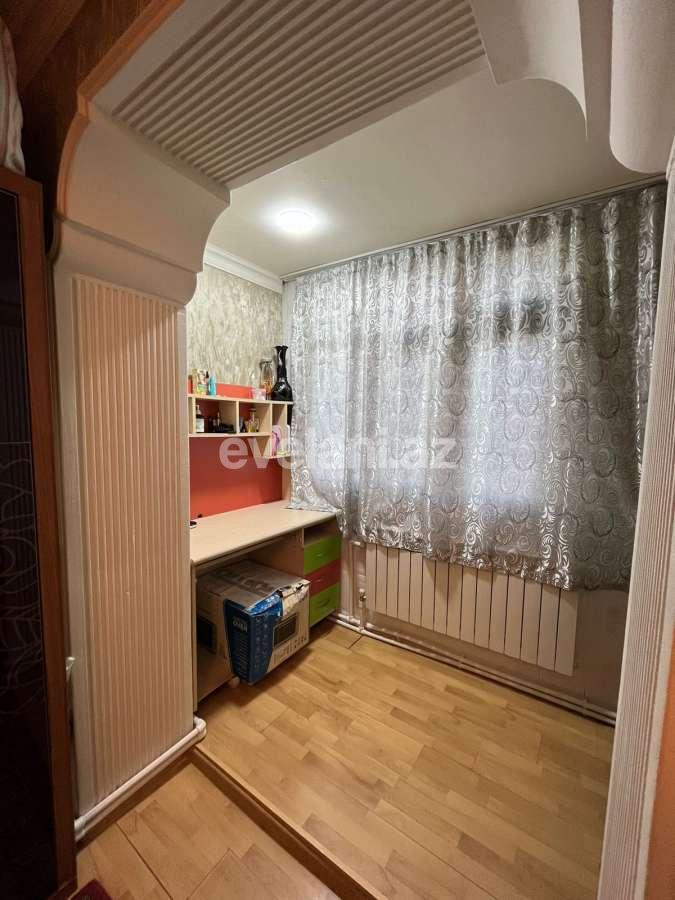 Satılır, köhnə tikili, 3 otaqlı, 65 m², Bakı, Suraxanı r, Günəşli q.