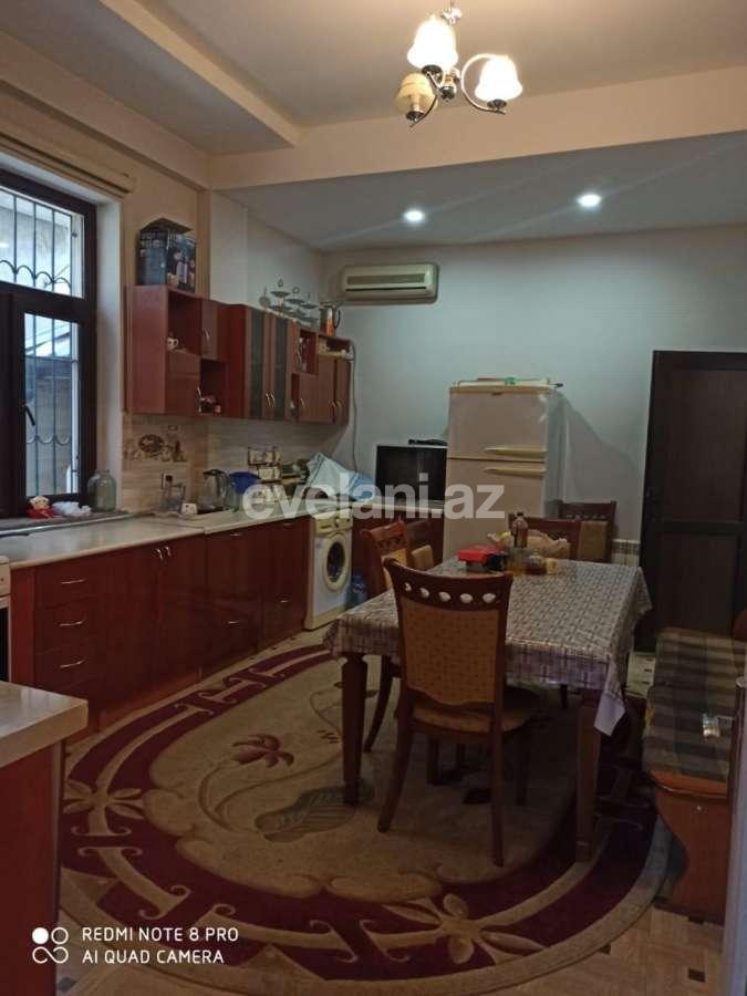 Satılır, həyət evi / bağ, 4 otaqlı, 180 m², Bakı, Səbail r, Badamdar q.