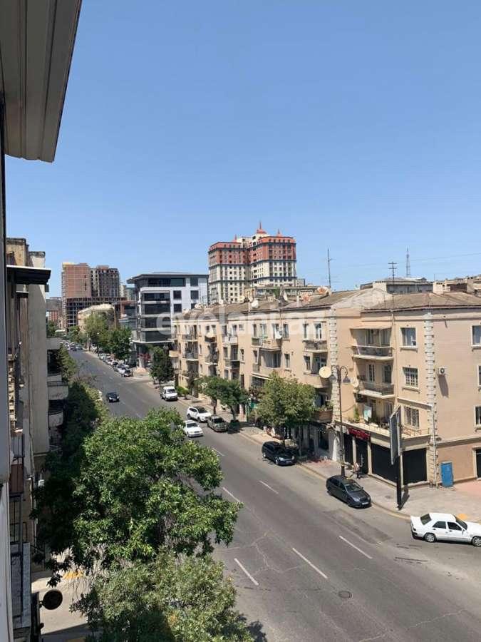 Kirayə verilir, köhnə tikili, 2 otaqlı, 58 m², Bakı, Nəsimi r, 28 may m.