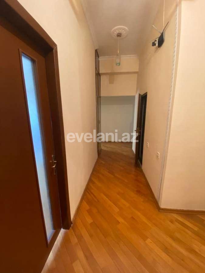 Satılır, yeni tikili, 4 otaqlı, 200 m², Bakı, Yasamal r, Elmlər Akademiyası m.