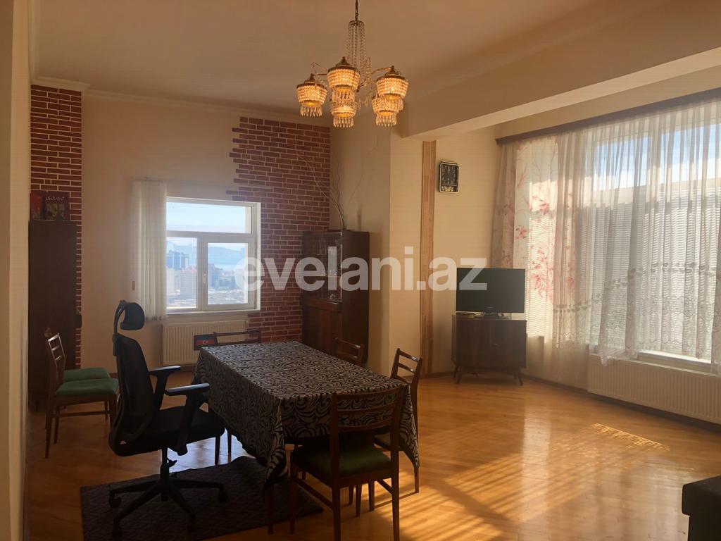 Satılır, yeni tikili, 4 otaqlı, 200 m², Bakı, Yasamal r, Elmlər Akademiyası m.