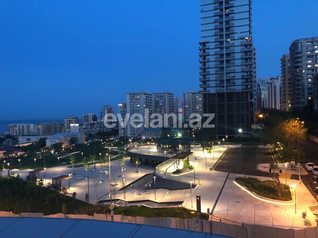 Satılır, yeni tikili, 4 otaqlı, 200 m², Bakı, Yasamal r, Elmlər Akademiyası m.