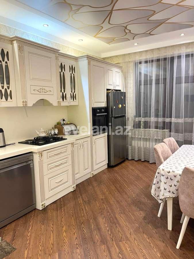 Satılır, yeni tikili, 3 otaqlı, 125 m², Bakı, Nəsimi r, 3-cü mikrorayon q, Memar Əcəmi m.