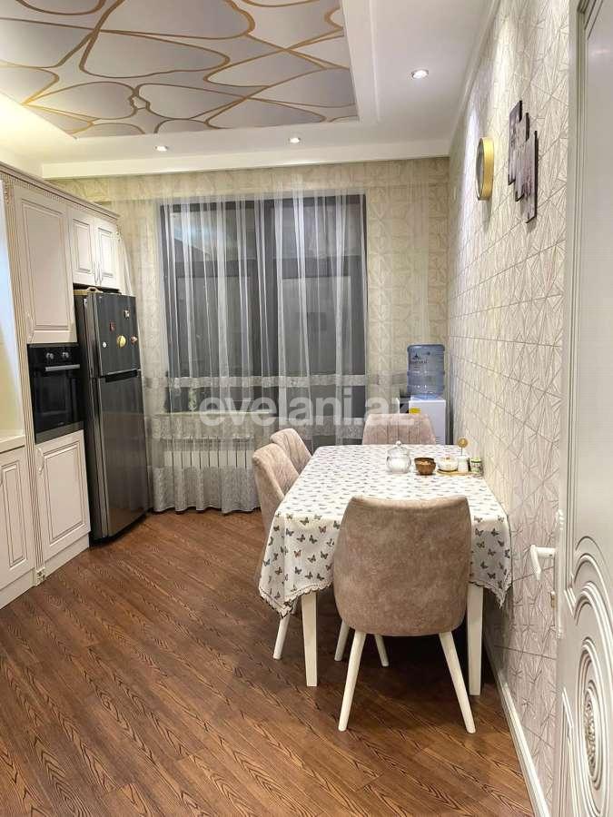Satılır, yeni tikili, 3 otaqlı, 125 m², Bakı, Nəsimi r, 3-cü mikrorayon q, Memar Əcəmi m.