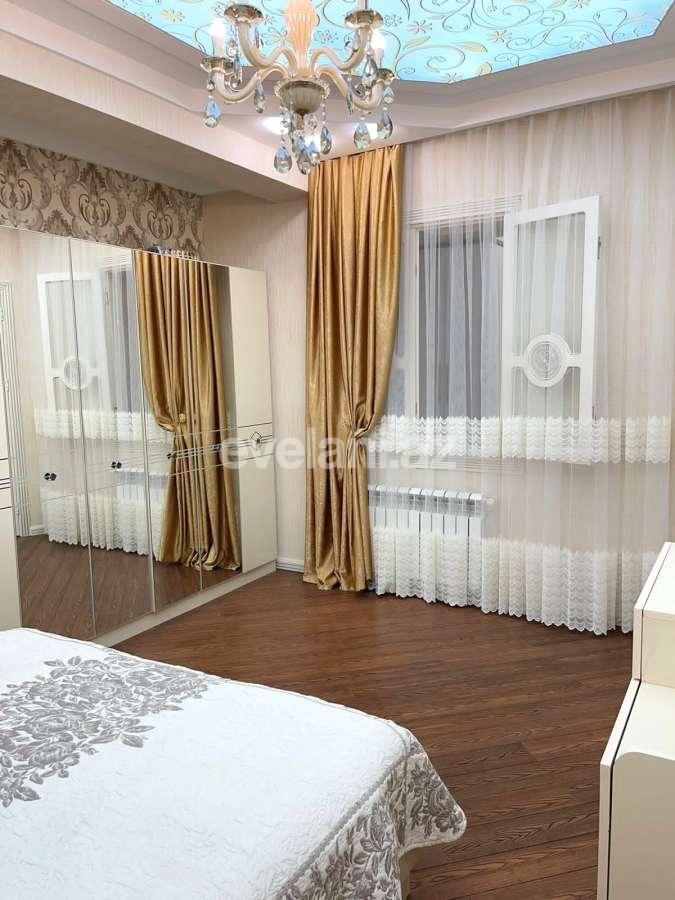 Satılır, yeni tikili, 3 otaqlı, 125 m², Bakı, Nəsimi r, 3-cü mikrorayon q, Memar Əcəmi m.
