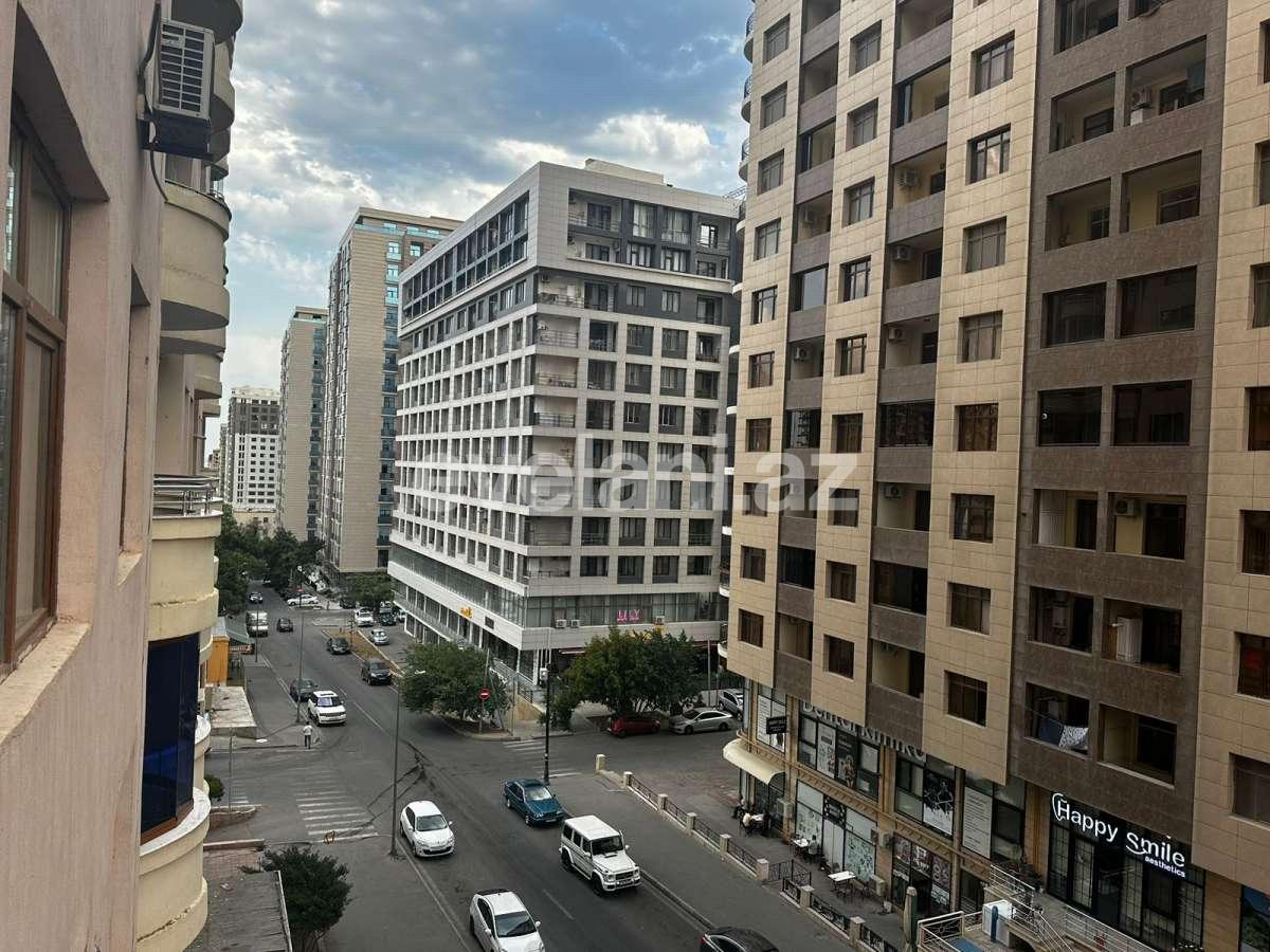 Satılır, yeni tikili, 4 otaqlı, 235 m², Bakı, Nəsimi r, 28 may m.