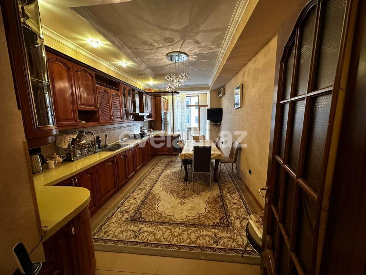 Satılır, yeni tikili, 4 otaqlı, 235 m², Bakı, Nəsimi r, 28 may m.