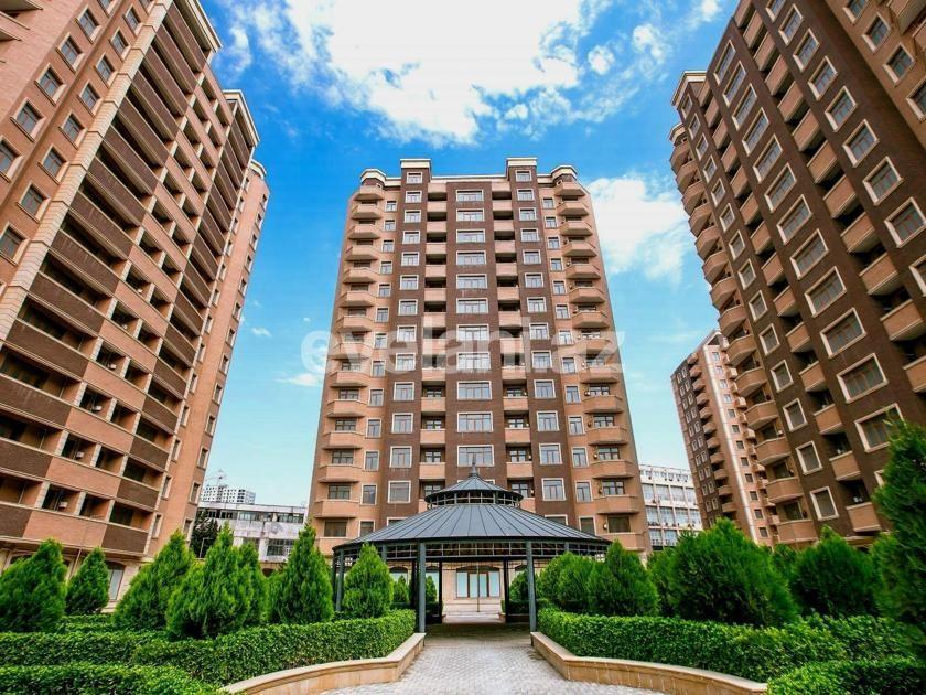 Kirayə verilir, yeni tikili, 3 otaqlı, 137 m², Bakı, Nəsimi r, 28 may m.