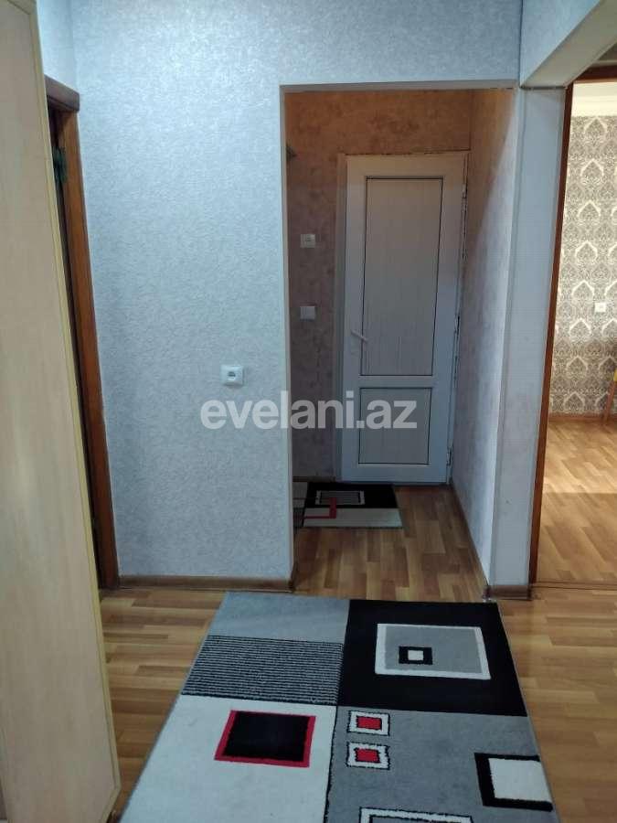 Satılır, köhnə tikili, 3 otaqlı, 70 m², Bakı, Suraxanı r, Yeni Günəşli q, Xalqlar Dostluğu m.