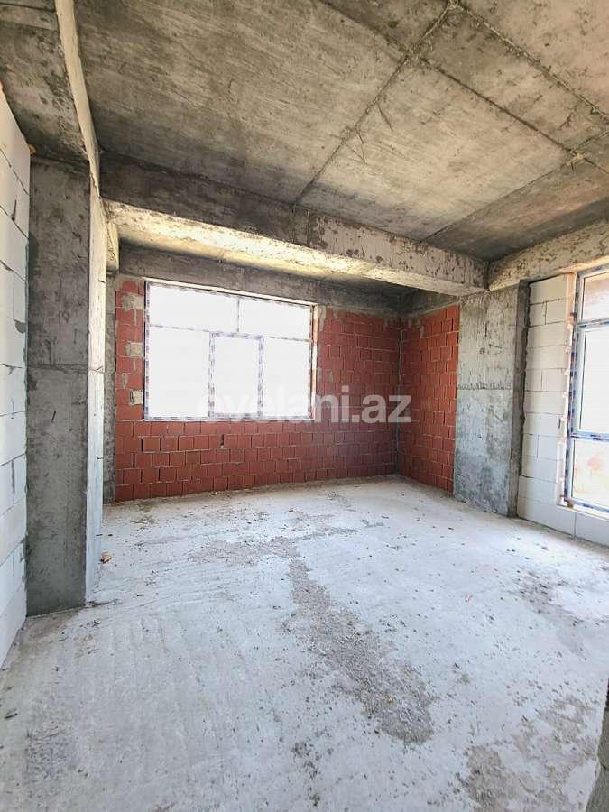 Satılır, yeni tikili, 2 otaqlı, 75 m², Bakı, Nizami r, Qara Qarayev m.