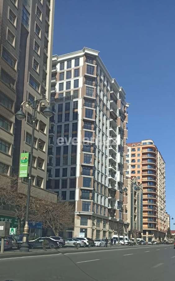 Satılır, yeni tikili, 4 otaqlı, 198 m², Bakı, Nəsimi r.