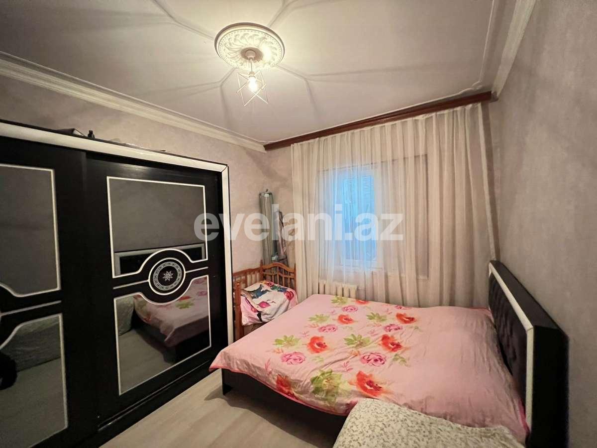 Satılır, köhnə tikili, 2 otaqlı, 66 m², Bakı, Suraxanı r, Yeni Günəşli q, Neftçilər m.