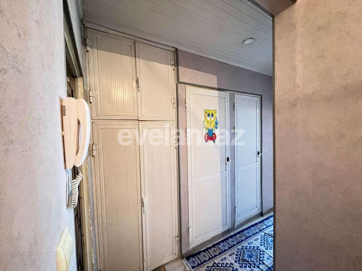 Satılır, köhnə tikili, 2 otaqlı, 66 m², Bakı, Suraxanı r, Yeni Günəşli q, Neftçilər m.
