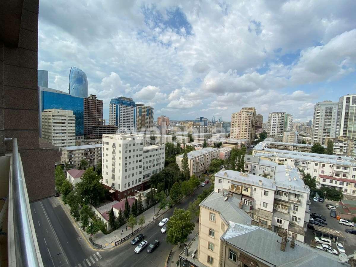 Kirayə verilir, yeni tikili, 3 otaqlı, 148 m², Bakı, Nəsimi r, 28 may m.