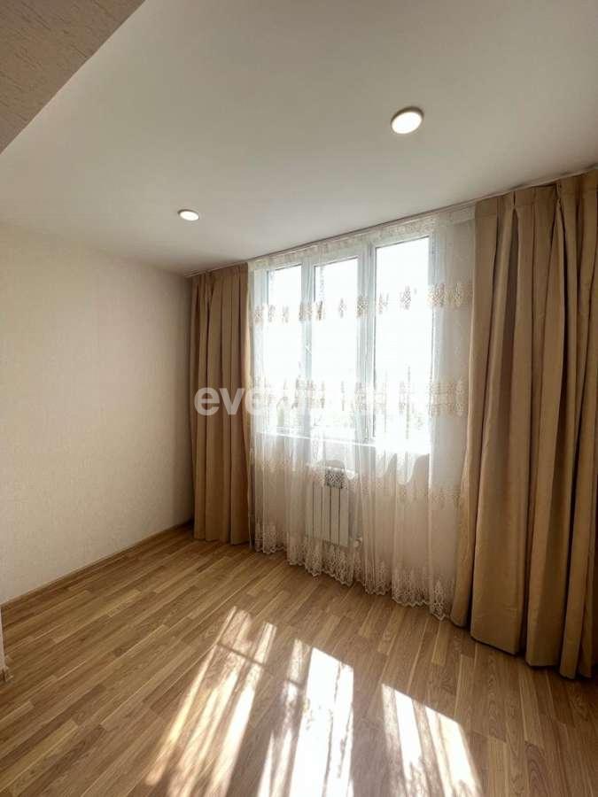 Продаётся, вторичка, 2-комнаты, 50 m², Баку, Ясамальский r, Элмляр Академиясы m.