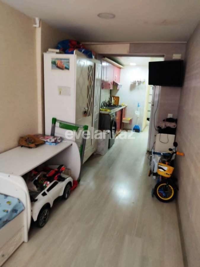 Продаётся, вторичка, 2-комнаты, 70 m², Баку, Ясамальский r, Элмляр Академиясы m.