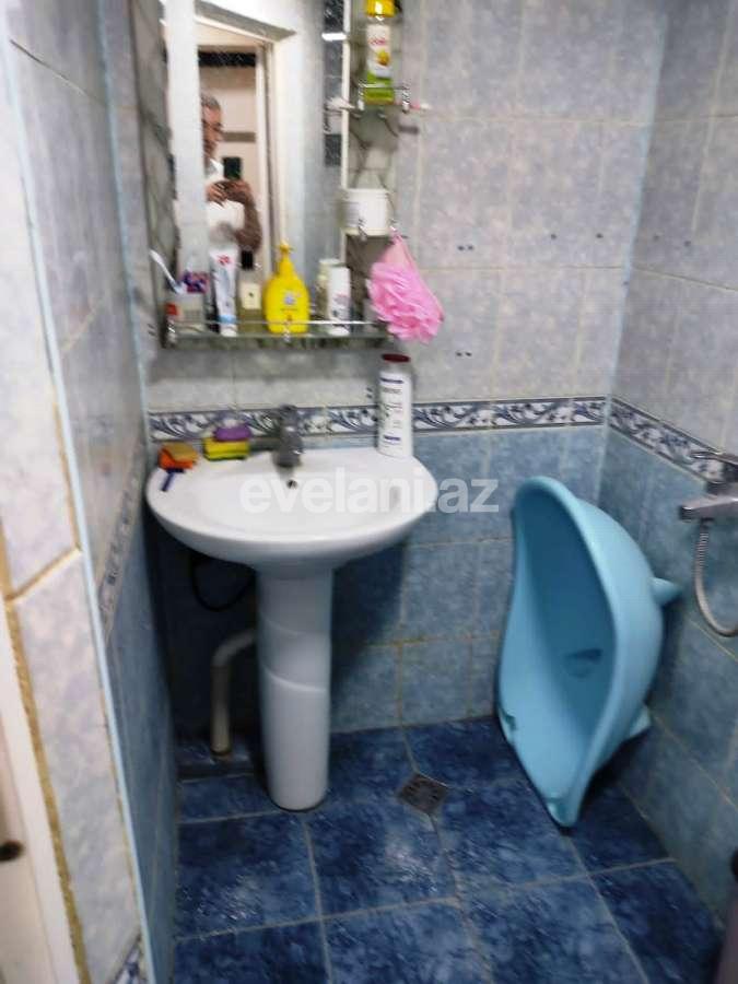 Продаётся, вторичка, 2-комнаты, 70 m², Баку, Ясамальский r, Элмляр Академиясы m.
