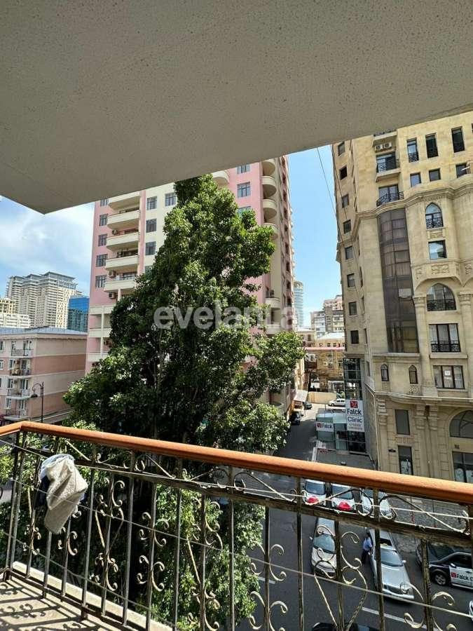 Kirayə verilir, köhnə tikili, 2 otaqlı, 60 m², Bakı, Nəsimi r, 28 may m.
