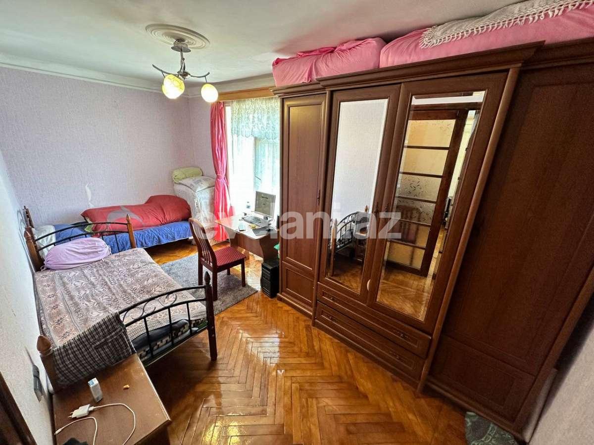 Satılır, köhnə tikili, 2 otaqlı, 50 m², Bakı, Yasamal r, İçəri Şəhər m.