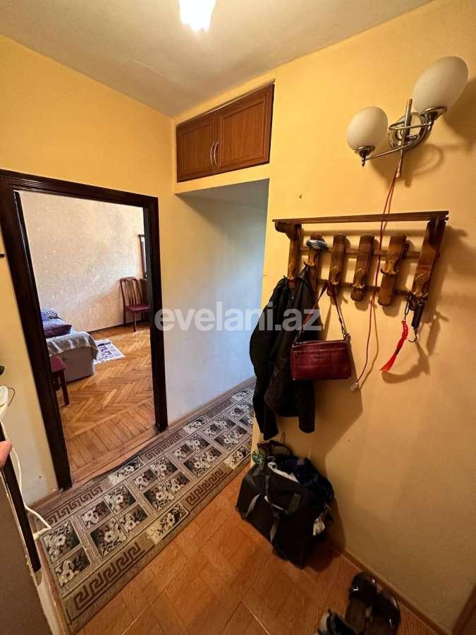 Satılır, köhnə tikili, 2 otaqlı, 50 m², Bakı, Yasamal r, İçəri Şəhər m.