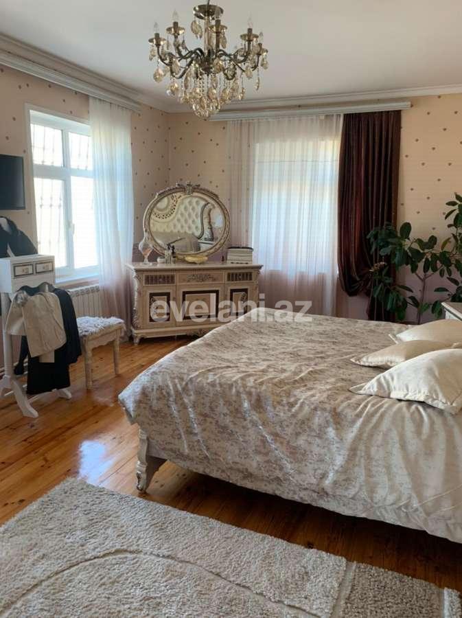 Satılır, həyət evi / bağ, 5 otaqlı, 220 m², Bakı, Nizami r, Qara Qarayev m.