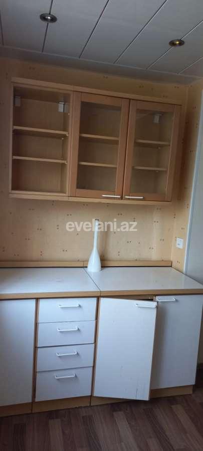 Rent, old building, 3 room, 80 m², Baku, Yasamal r, Yasamal d, Inshaatchilar m.