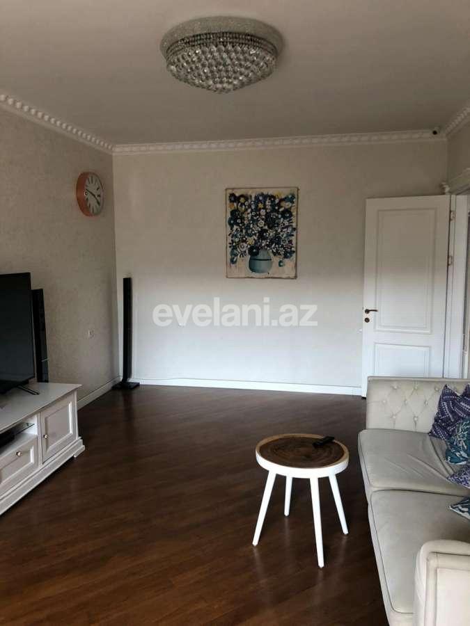Kirayə verilir, köhnə tikili, 3 otaqlı, 100 m², Bakı, Xətai r, Sahil m.