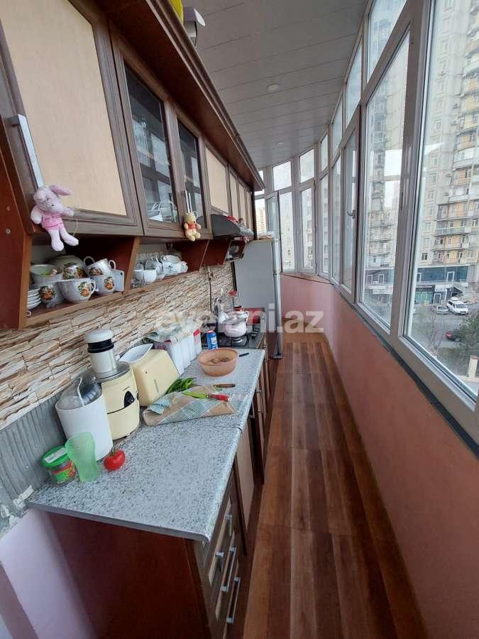 Satılır, yeni tikili, 2 otaqlı, 70 m², Bakı, Xətai r, Həzi Aslanov m.