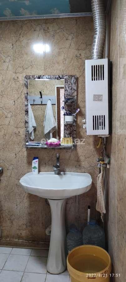 Sale, old building, 2 room, 60 m², Baku, Khatai r.