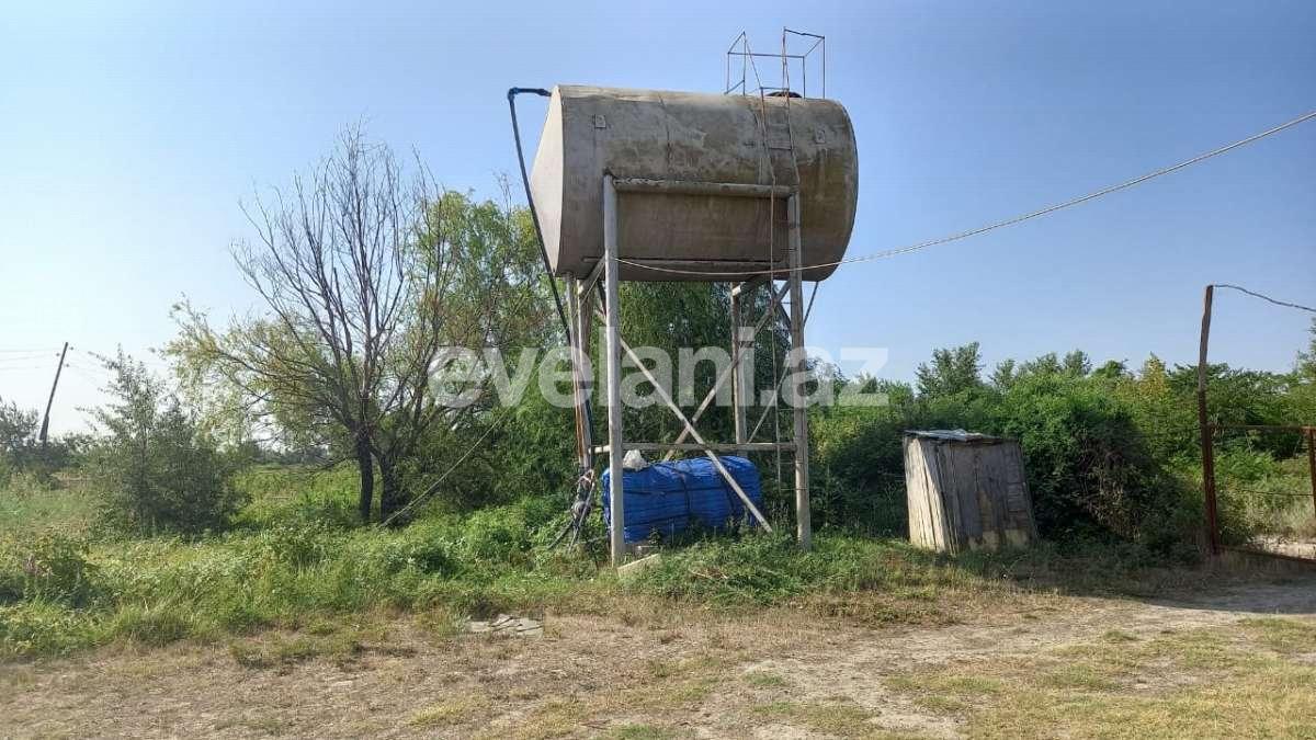 Satılır, obyekt, 2000 m², Xaçmaz