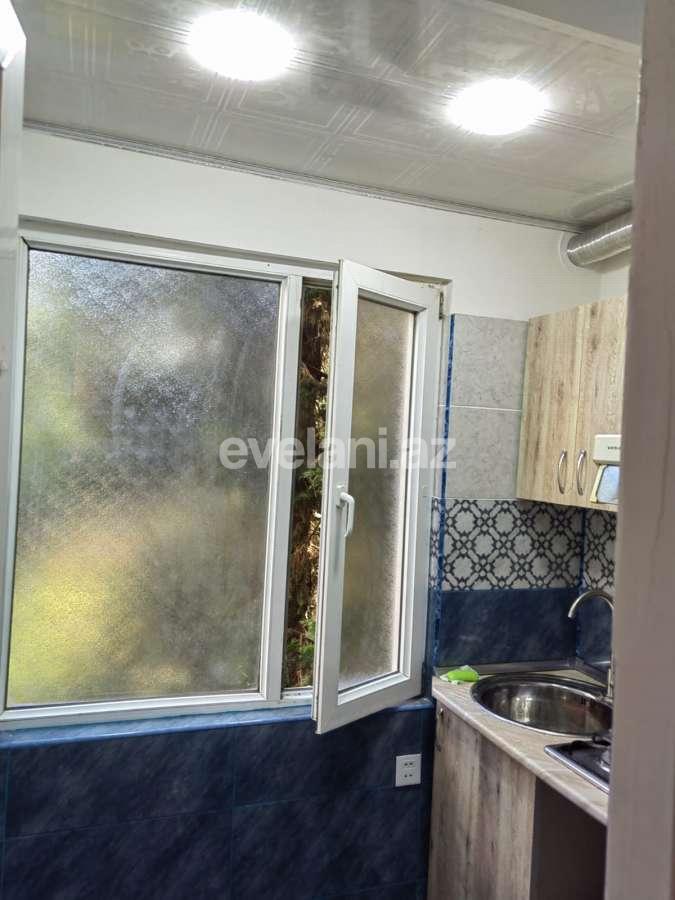 Kirayə verilir, köhnə tikili, 1 otaqlı, 30 m², Bakı, Nizami r, Qara Qarayev m.