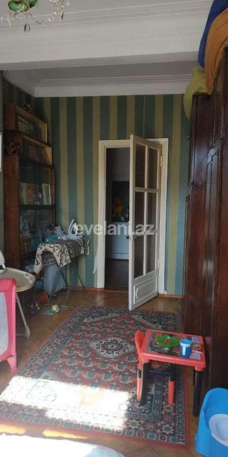 Satılır, köhnə tikili, 2 otaqlı, 60 m², Bakı, Yasamal r, Nəsimi m.