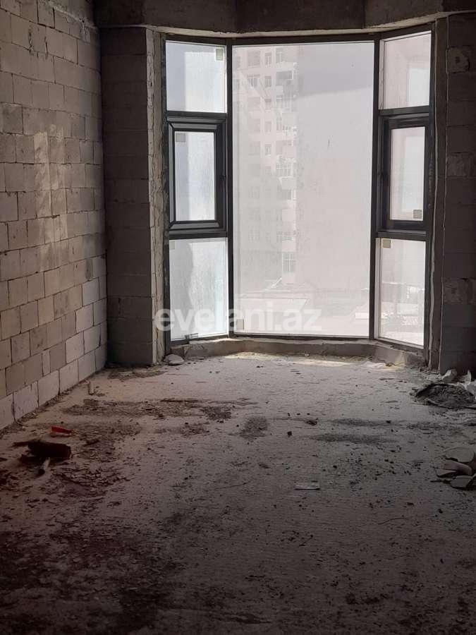 Satılır, yeni tikili, 4 otaqlı, 225 m², Bakı, Binəqədi r, 8-ci mikrorayon q, Azadlıq prospekti m.