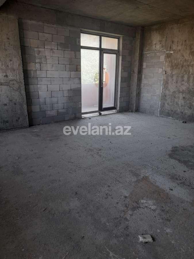 Satılır, yeni tikili, 4 otaqlı, 225 m², Bakı, Binəqədi r, 8-ci mikrorayon q, Azadlıq prospekti m.
