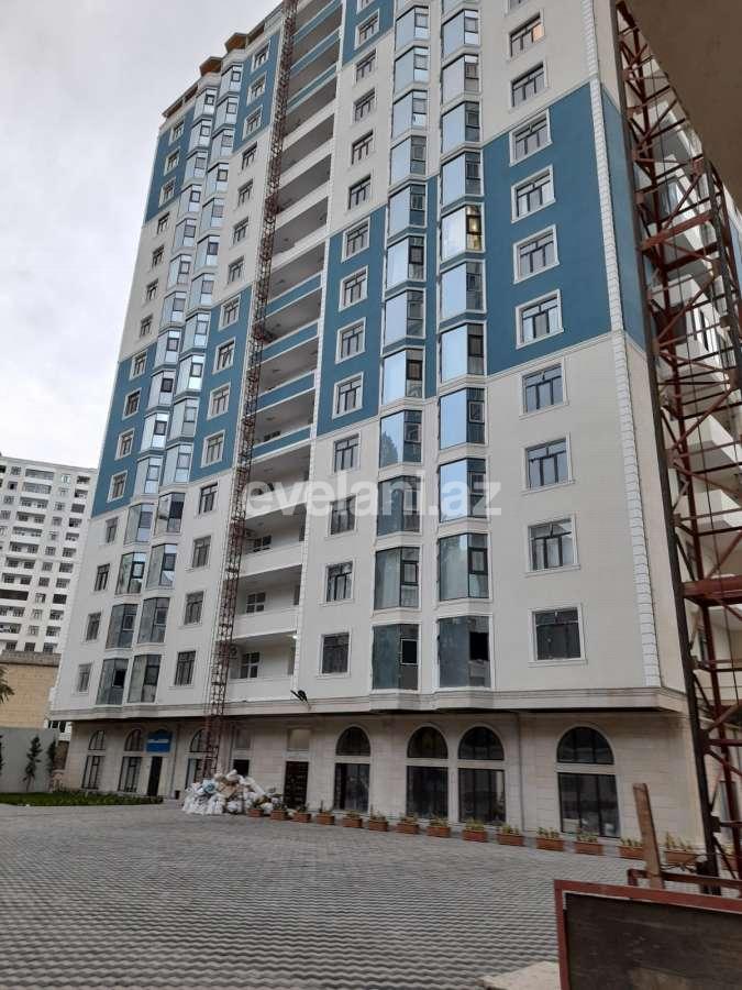 Satılır, yeni tikili, 4 otaqlı, 225 m², Bakı, Binəqədi r, 8-ci mikrorayon q, Azadlıq prospekti m.