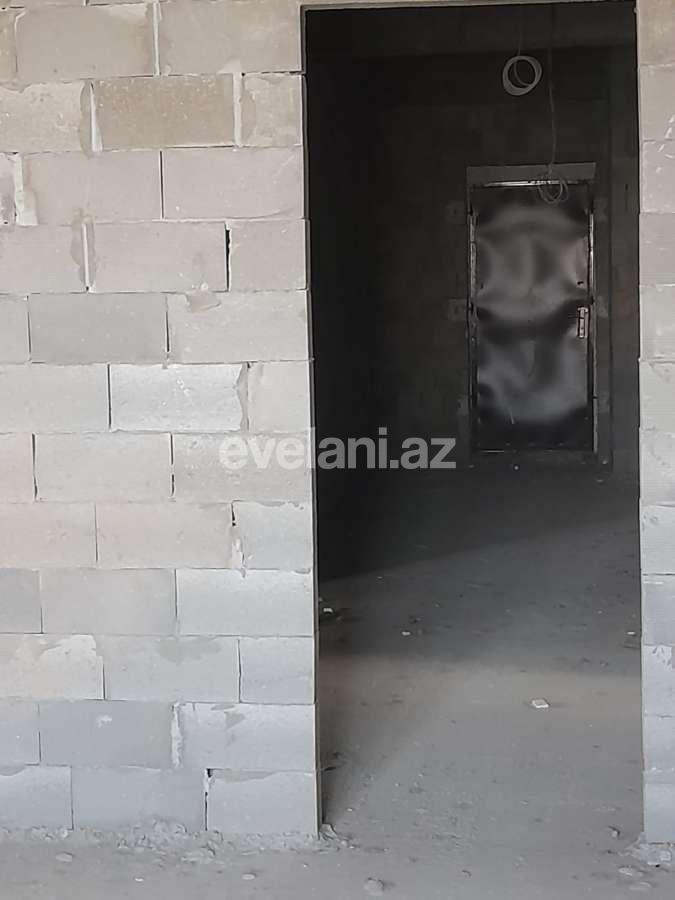 Satılır, yeni tikili, 4 otaqlı, 225 m², Bakı, Binəqədi r, 8-ci mikrorayon q, Azadlıq prospekti m.