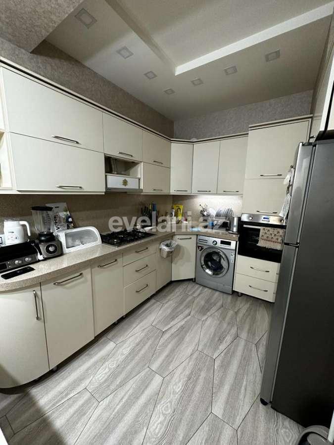 Satılır, yeni tikili, 2 otaqlı, 70 m², Bakı, Yasamal r, Elmlər Akademiyası m.