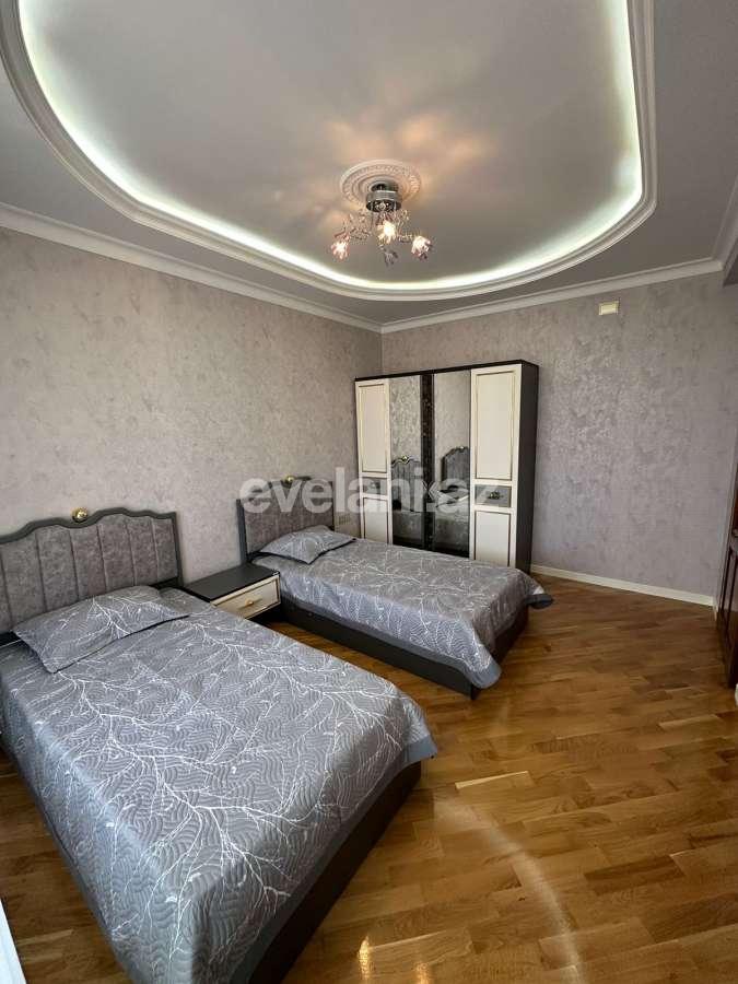 Kirayə verilir, yeni tikili, 3 otaqlı, 130 m², Bakı, Xətai r.