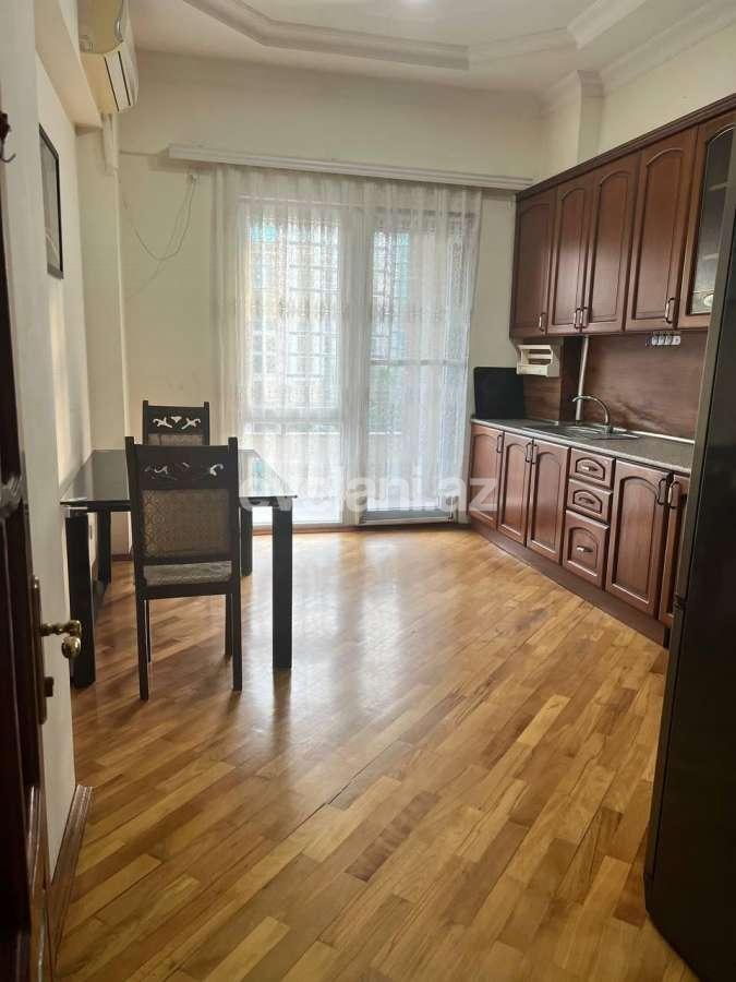 Kirayə verilir, yeni tikili, 3 otaqlı, 142 m², Bakı, Nəsimi r, 28 may m.