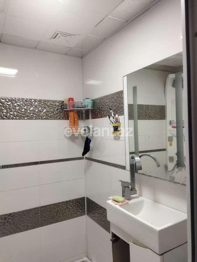 Сдаётся, вторичка, 2-комнаты, 60 m², Баку, Хатаинский r, Ази Асланова p, Ази Асланов m.