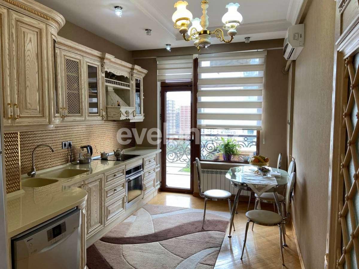 Satılır, yeni tikili, 2 otaqlı, 108 m², Bakı, Nəsimi r, 28 may m.