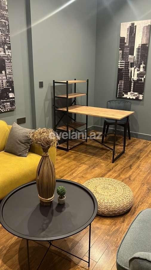 Kirayə verilir, ofis, 5 otaqlı, 200 m², Bakı, Yasamal r, Elmlər Akademiyası m.