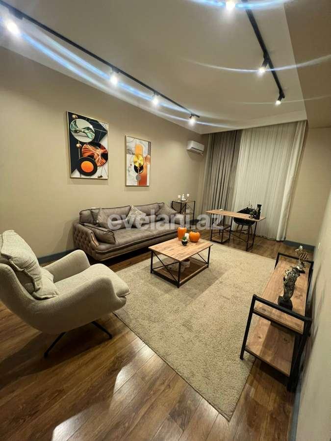 Kirayə verilir, ofis, 5 otaqlı, 200 m², Bakı, Yasamal r, Elmlər Akademiyası m.