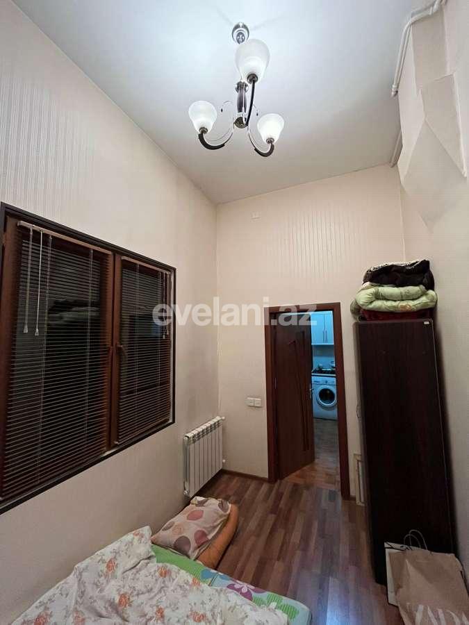 Satılır, köhnə tikili, 2 otaqlı, 62 m², Bakı, Səbail r, Sahil m.