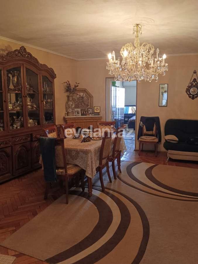 Satılır, köhnə tikili, 2 otaqlı, 60 m², Bakı, Səbail r, Sahil m.